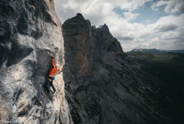 Cédric Lachat essai « WoGü », l’une des voies les plus dures de suisse !