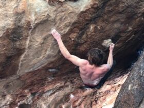 Neon Desert 8B+ pour l’incroyable Daniel Woods !