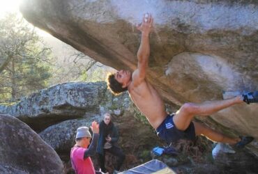 Nicolas Collin démarre 2024 comme il faut avec « The Big Island » 8C à Fontainebleau !