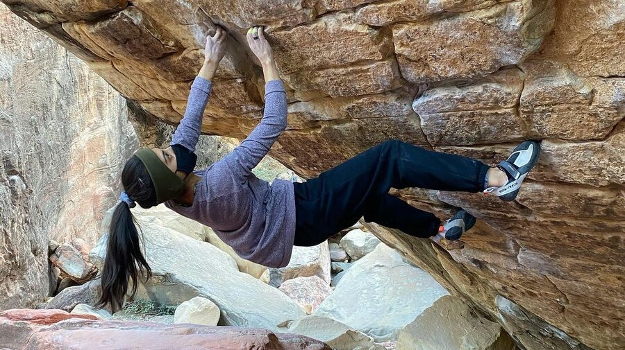 19 ans et Natalia Grossman enchaine deux 8A+ bloc en une semaine !