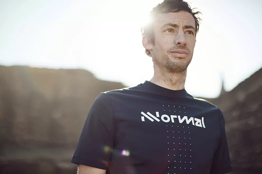La nouvelle marque NNormal de Kilian Jornet s’engage contre la pollution de l’environnement avec son nouveau dispositif No Trace Program
