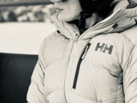 Une doudoune chaude pour affronter le froid ! La Women’s Verglas Polar Down Jacket de la marque norvégienne Helly Hansen